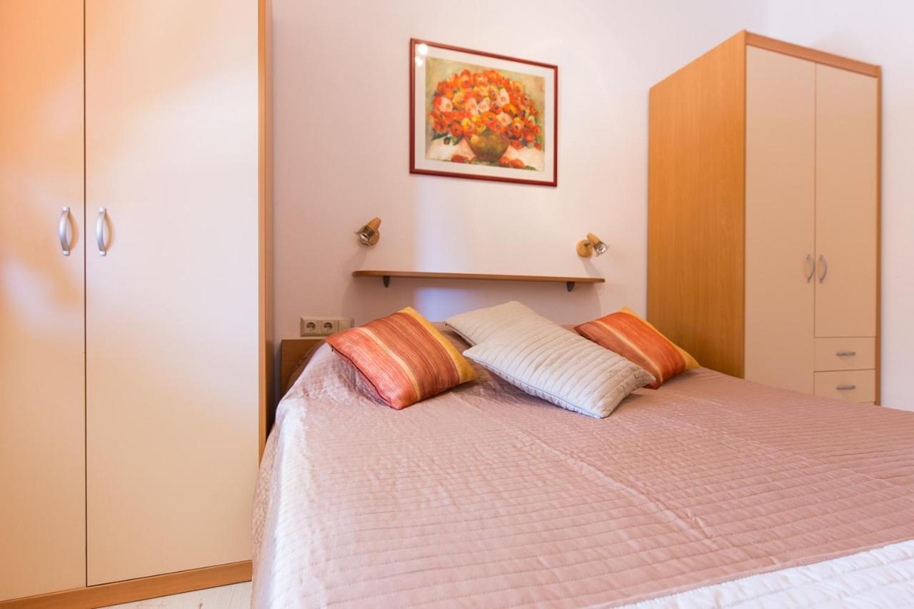 Apartmani Manzoni Punat Exterior foto