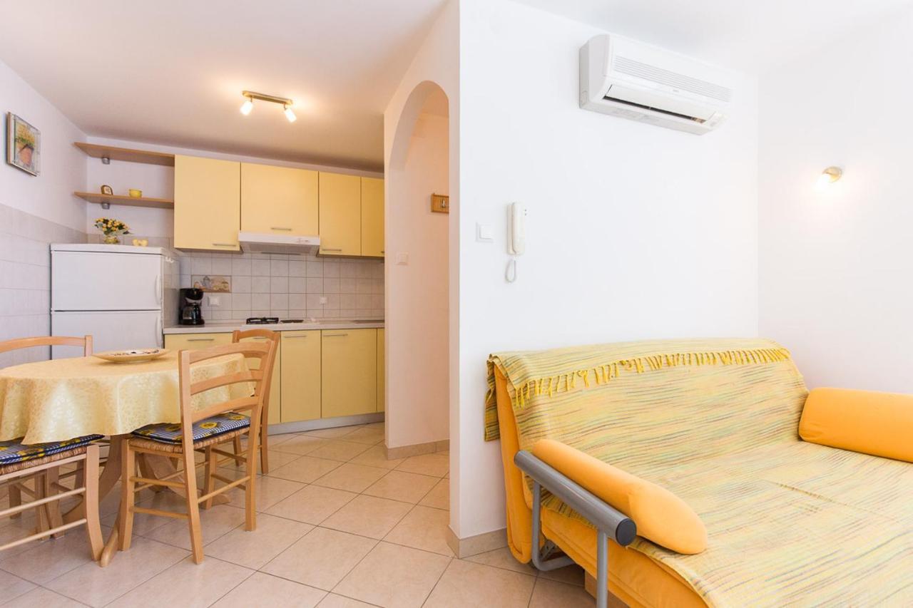 Apartmani Manzoni Punat Exterior foto