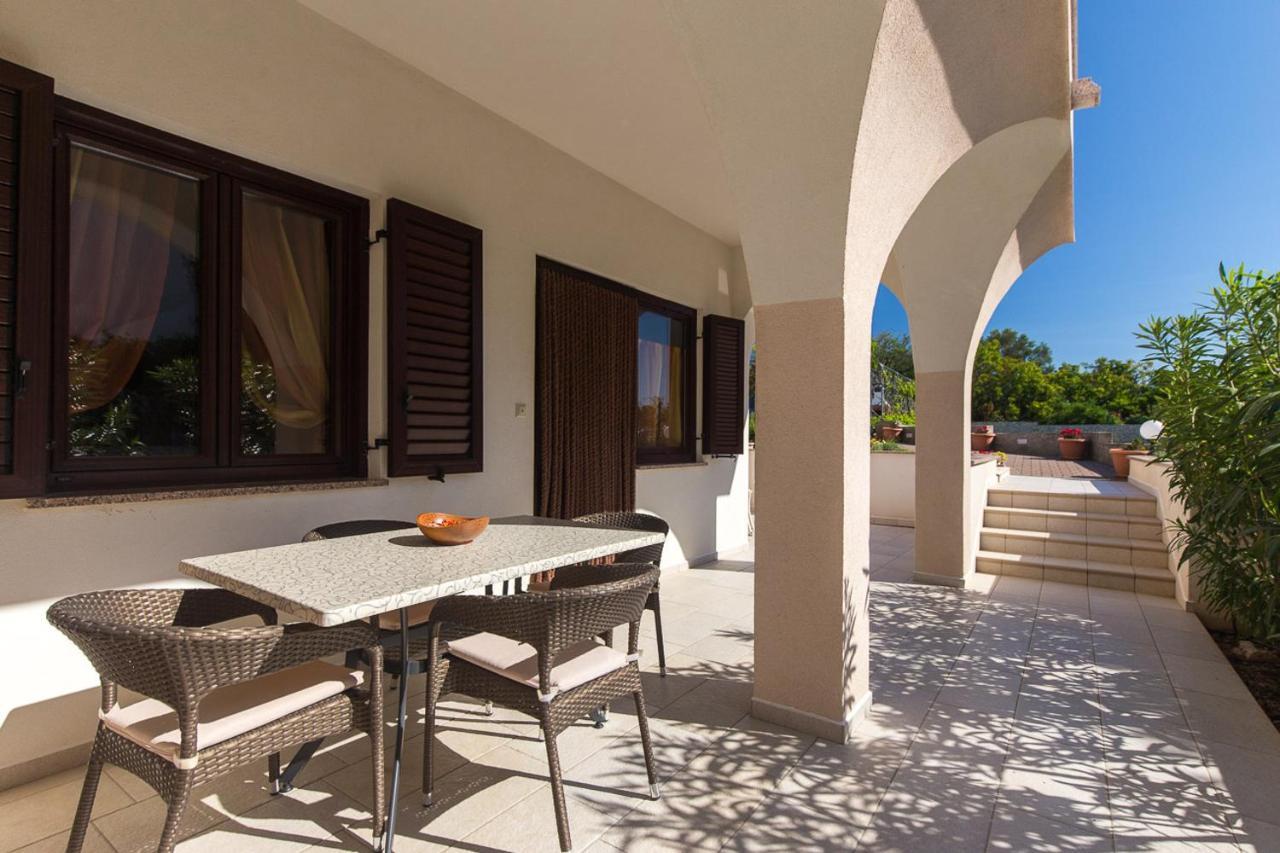 Apartmani Manzoni Punat Exterior foto