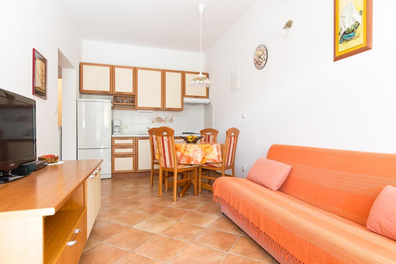 Apartmani Manzoni Punat Exterior foto