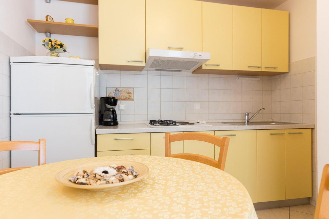 Apartmani Manzoni Punat Exterior foto