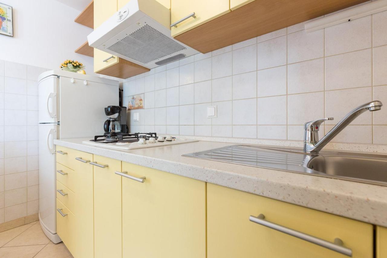 Apartmani Manzoni Punat Exterior foto